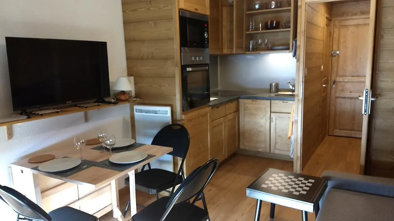 Woody Studio Les Menuires Apartment Saint-Martin-de-Belleville